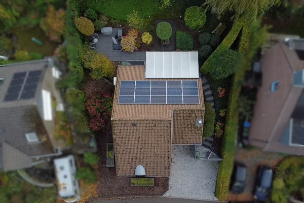 Foto - Te koop: Vrijstaande woning uit 1990 in Vaals met hoogwaardige afwerking, voldoende ruimten, garage en tuin op een ruim perceel